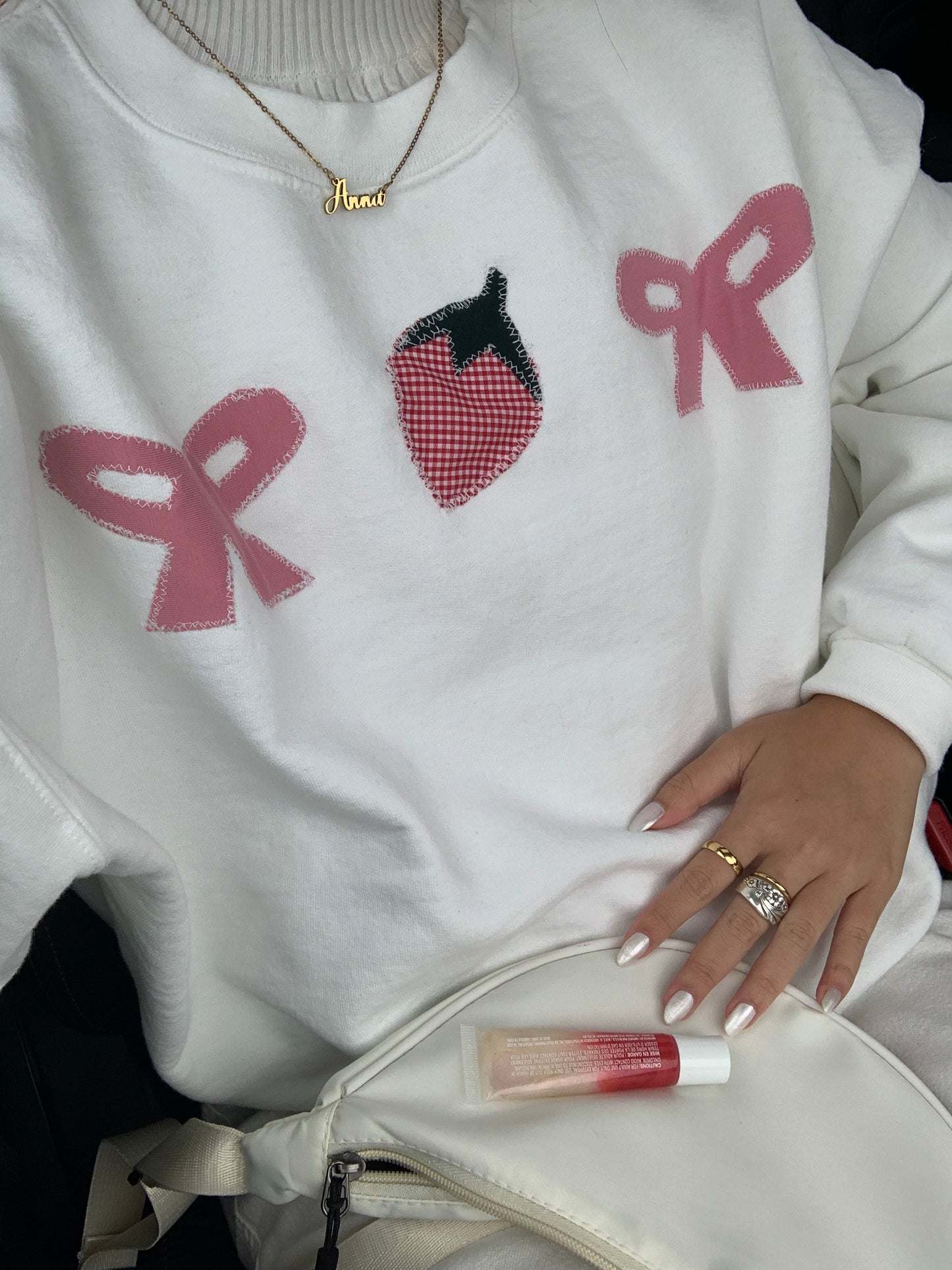 Berries & Bows Sweatshirt